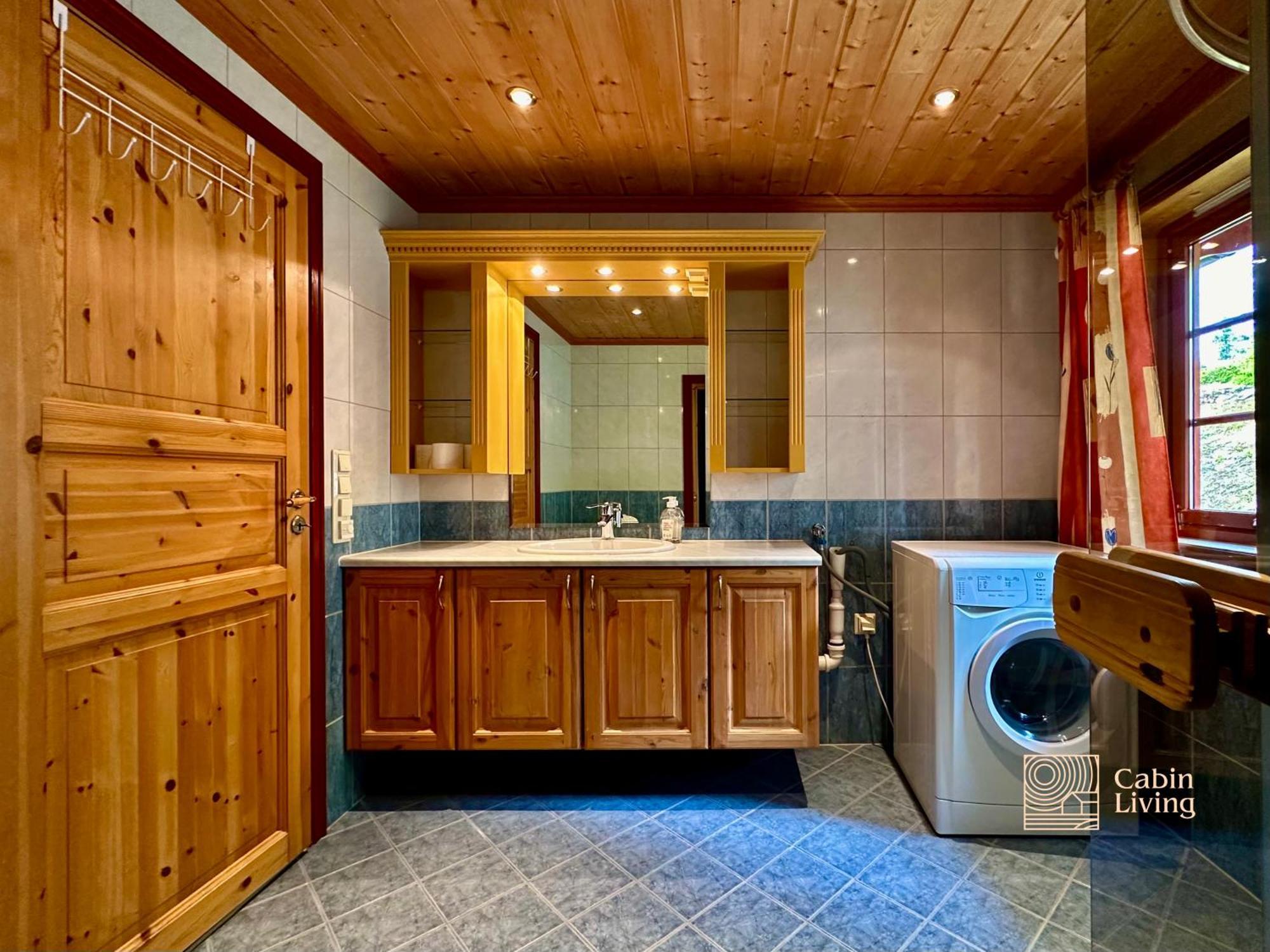 Large 2 Baths And Sauna In Sjusjoen *